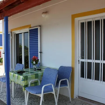 Paradies Nr 4 Holiday home Chrani